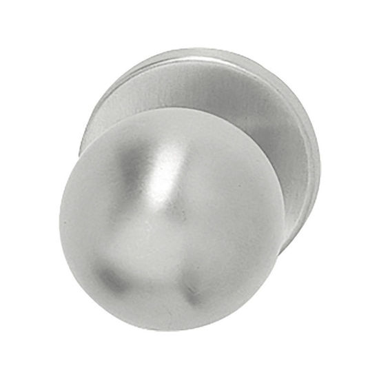 vratni-gumb-oblika-krogle-pritrjen-na-rozeto-srebrno-eloksiran