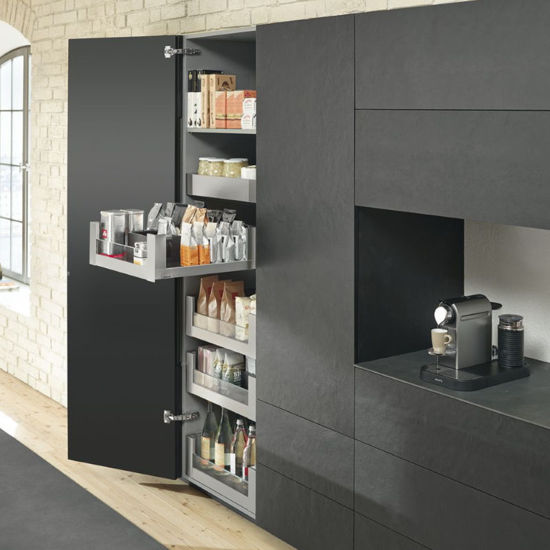 blum-space-tower-legrabox-free-s-steklom-nd500-ks450-inox