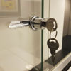 cilindricna-kljucavnica-za-drsna-steklena-vrata-750-na-razlicni-kljuc-krom