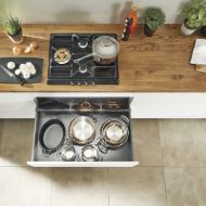 drzalo-cevi-blum-ambia-line-legrabox-umetna-masa-karbon-crn-mat