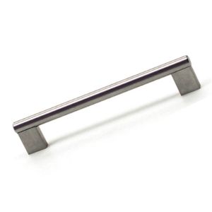 IN 0121 0224.1 POH.ROČAJ-INOX SATINIRAN, Razmik med vijaki ➔ 224 mm